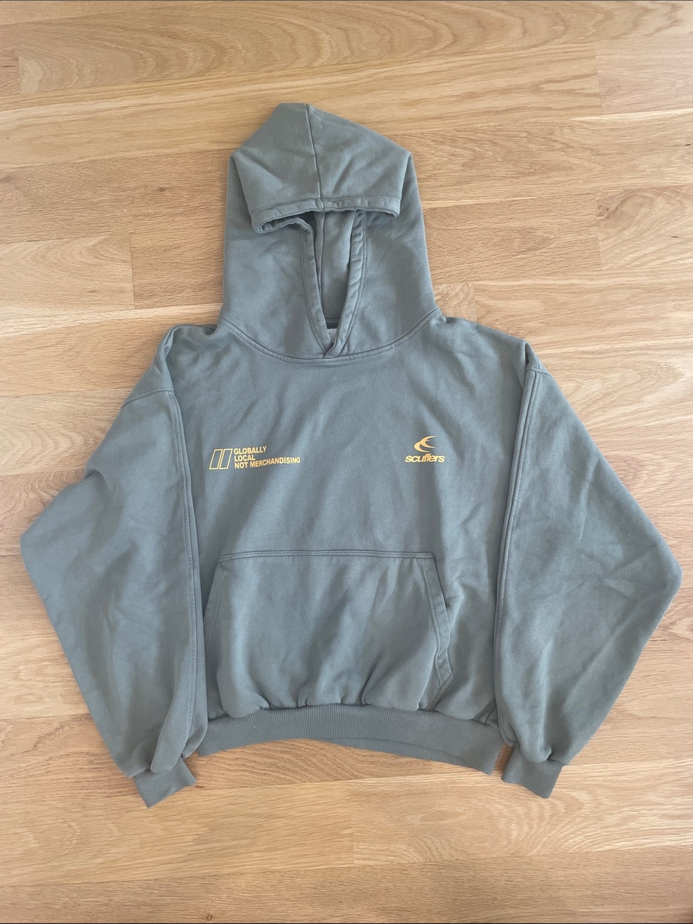 Scuffers Globally Green Hoodie Size S/Small Very Lightly Used Perfect Condition